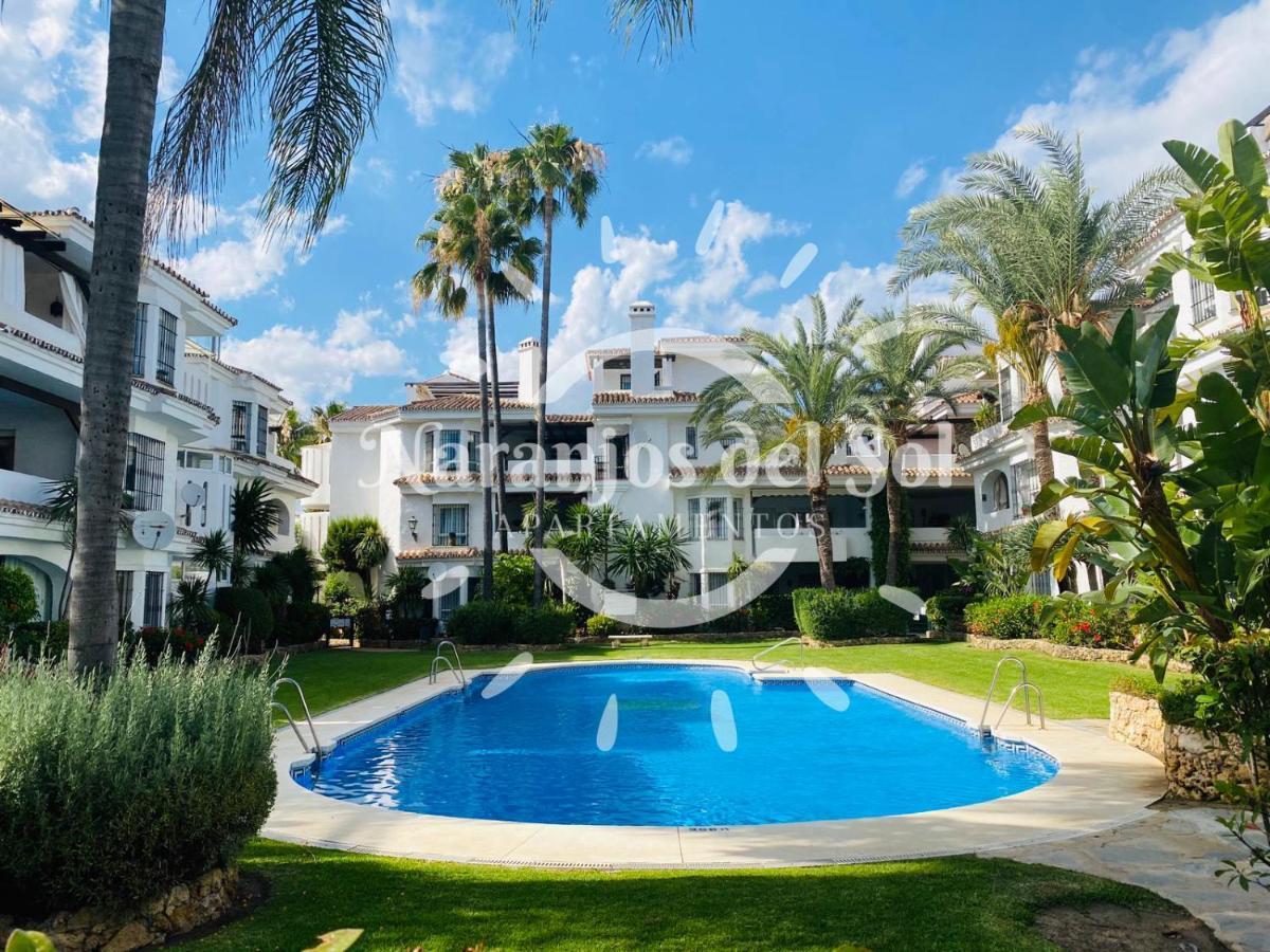 Apartamentos Naranjos Del Sol Marbella Exterior foto